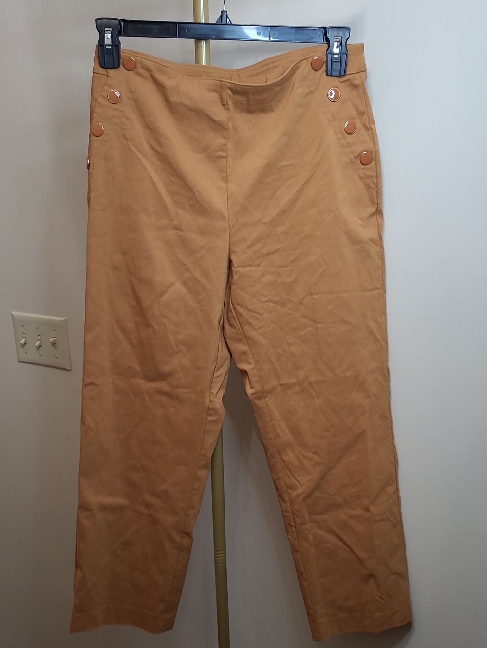 Zac & Rachel Button-Accent Ankle Pants in Caramel size 10